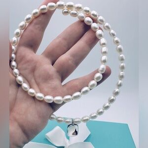 Tiffany & Co. Peretti 2 Row Tag Charm Pearl Wrap Necklace in Silver w Packaging